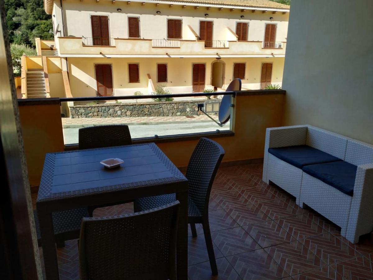 La Caletta Di Dany Apartment Кастелсардо Екстериор снимка